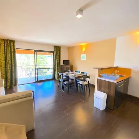 T3 Avec Vue Sur Les Montagnes - Piscine - Sauna Appartement *