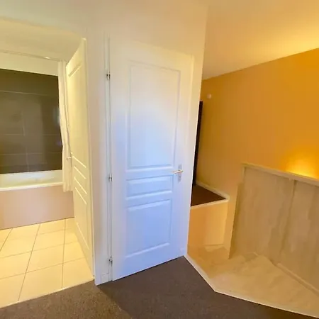 T3 Avec Vue Sur Les Montagnes - Piscine - Sauna Appartement *